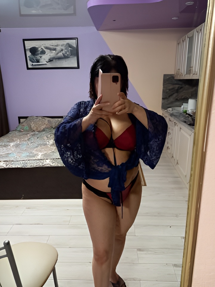 Индивидуалка Карина, доступна для личного знакомства от 2500 руб