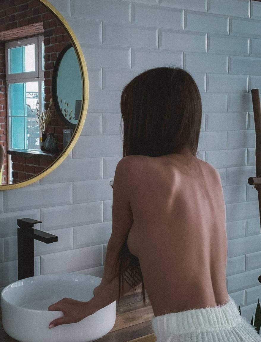 Лиля привлекальеная девушка из Красногорска цена от 3000 руб