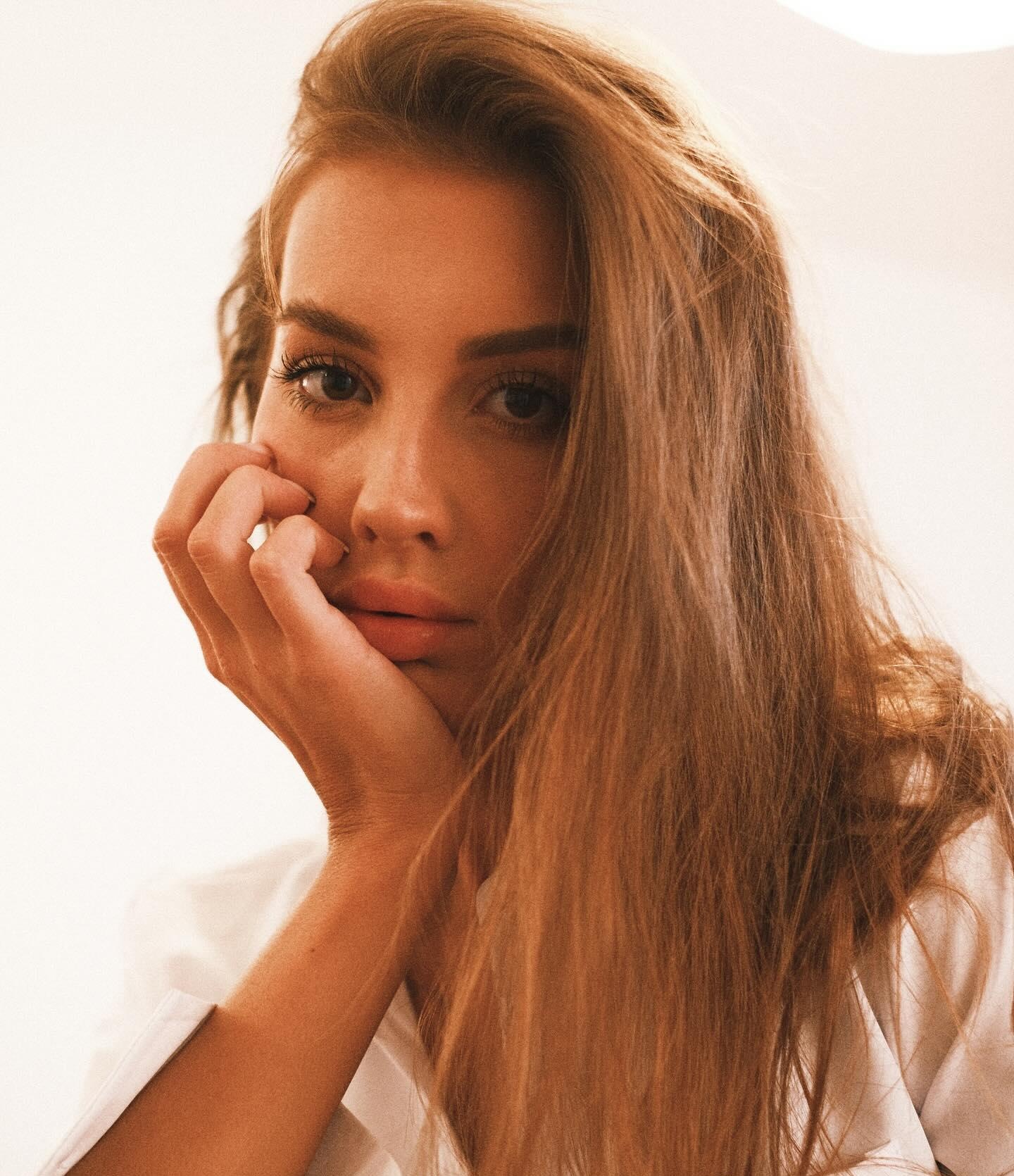 Ангелина привлекальеная девушка из Красногорска цена от 4000 руб