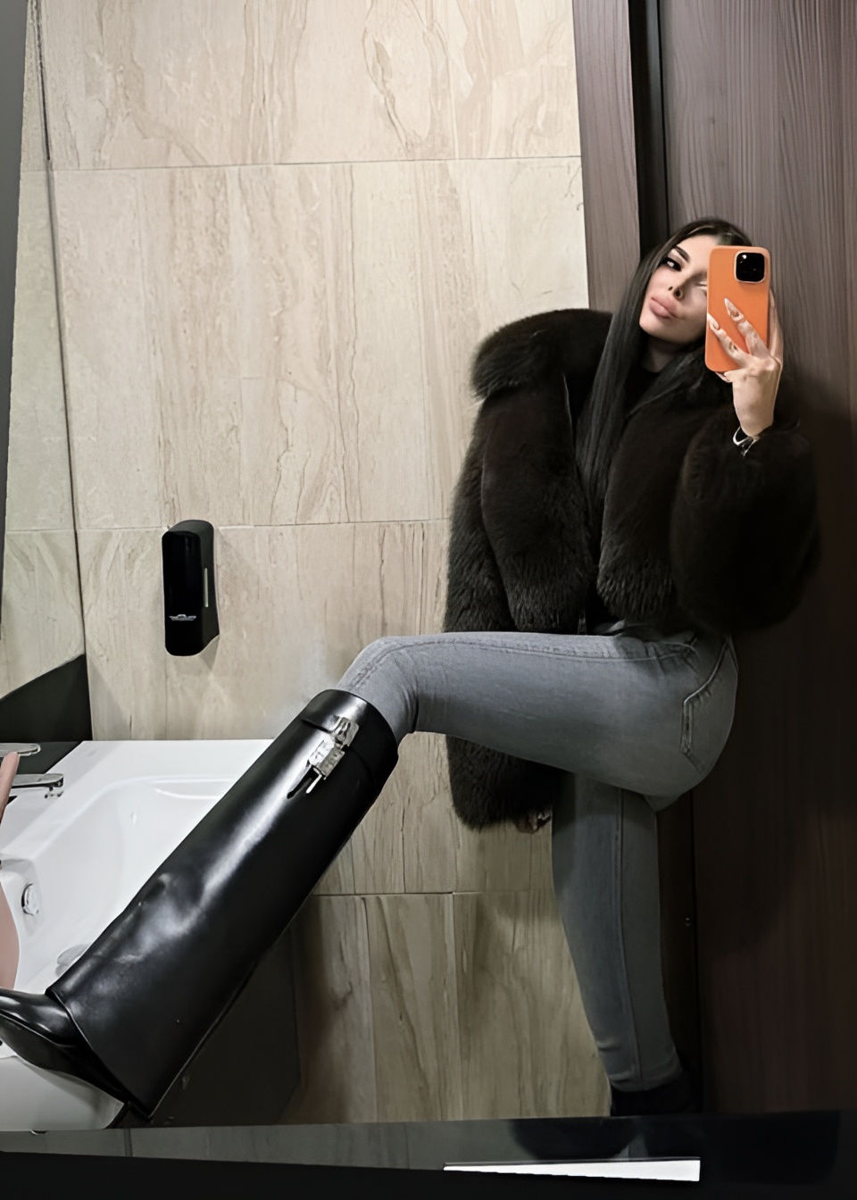 Индивидуалка КРИС, доступна для личного знакомства от 18000 руб