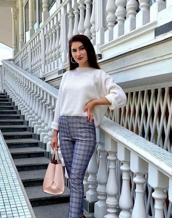 Индивидуалка 🎥 Эльвира, доступна для личного знакомства от 5000 руб