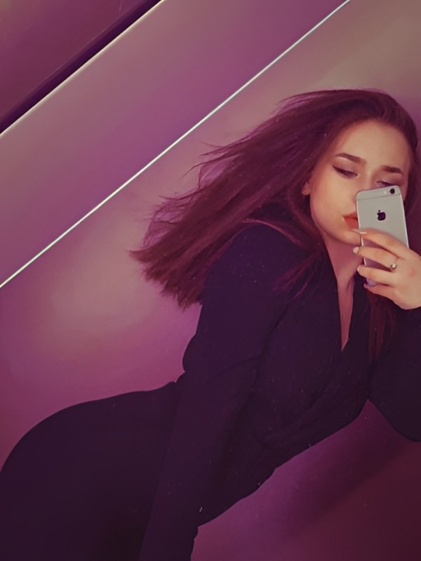 Яна привлекательная девушка из Красногорска цена от 2000 руб