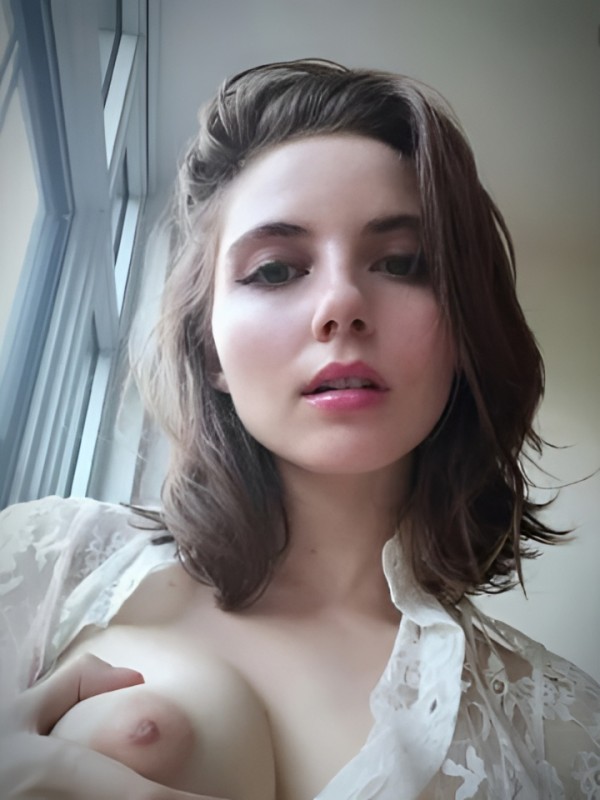 Ярославна привлекательная девушка из Красногорска цена от 10000 руб