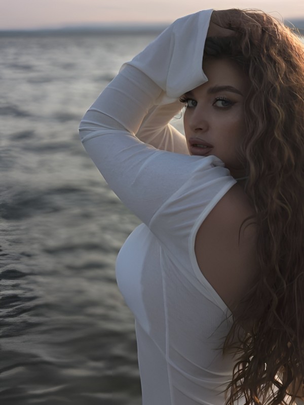 Соня привлекательная девушка из Красногорска цена от 10000 руб